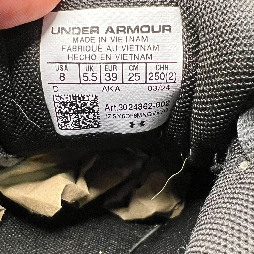 Under Armour Charged Assert 9 Wide Womens 9 D Running Shoes Black Mesh Sneaker‎
